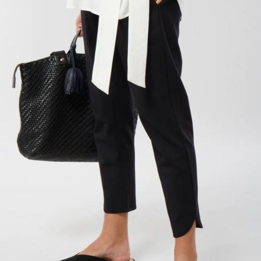 Ingrid & Isabel EveryWear Ponte Pant Size M